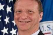 Mark Schwartz announced he's leaving as the CIO of the U.S. Citizenship and Immigration Service.