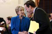 Linda McMahon, Chris Murphy