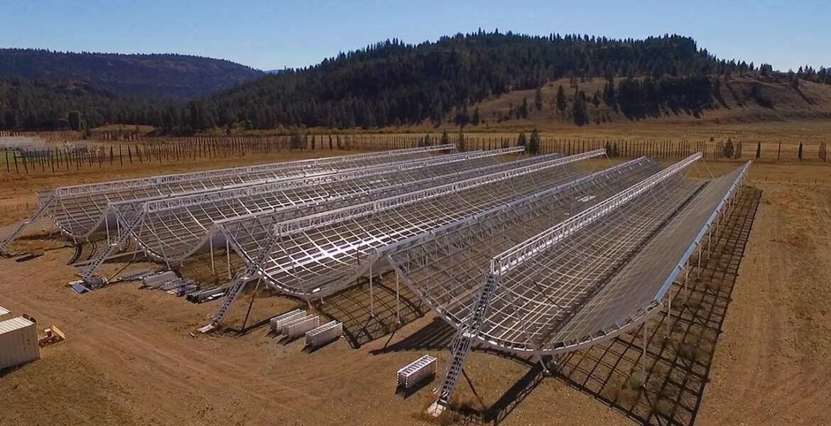  the Canadian Hydrogen Intensity Mapping Experiment (CHIME) radio telescope in Okanagan Falls, Canada