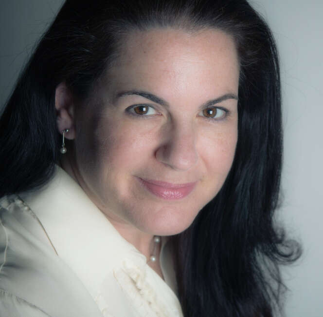 Head shot of Sheri Ascencio