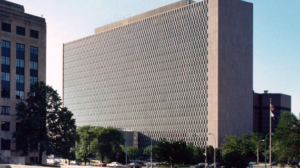 Image of Richard Bolling Federal Building in downtown Kansas City.