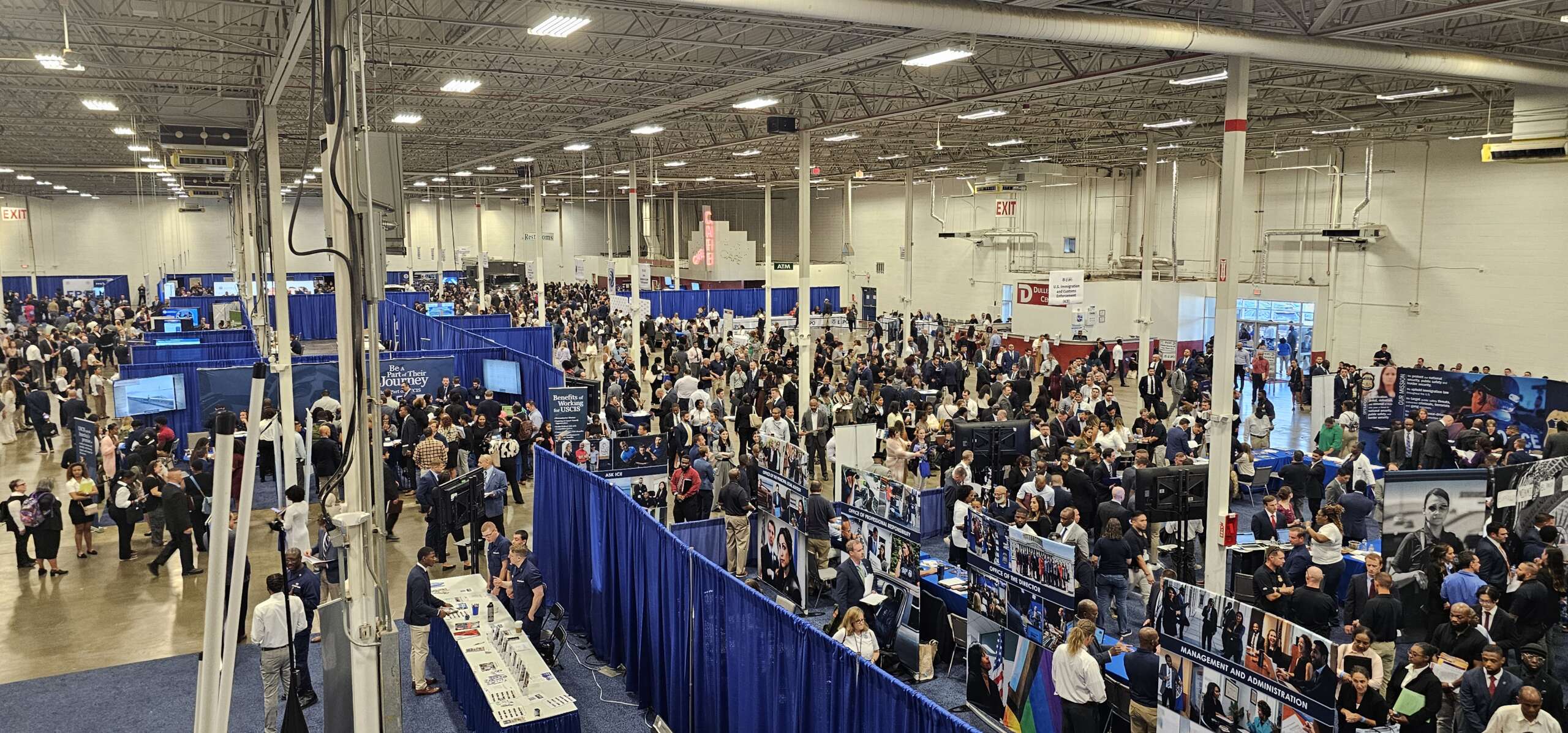 Image of DHS career expo crowd.